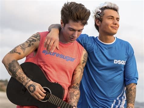 Benji e fede da piccoli. I numeri da record (fra cui oltre 700mila copie vendute ...