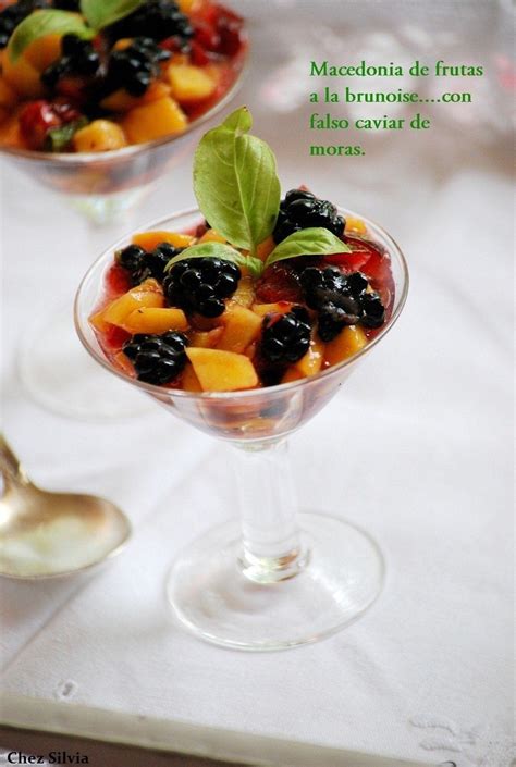 Disfruta de un postre saludable en verano con una rica macedonia. Chez Silvia: Macedonia de frutas a la brunoise...con falso ...