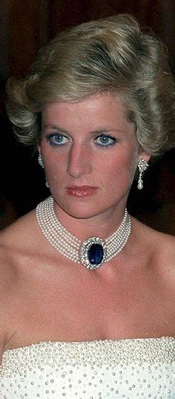 مجوهرات الأميرة ديانا أصبحت ملكاً لكيت ميدلتون وميغان ماركل وكل قطعة تحمل رسالة خاصة لها Gheir