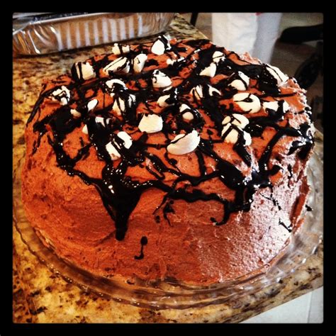 Does anyone have paula deen's new christmas cookbook? Mississippi Mud Cake:) Paula Deen http://www.foodnetwork ...