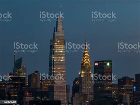 Pemandangan Udara Menunjukkan Gedung Pencakar Langit Tinggi Di New York