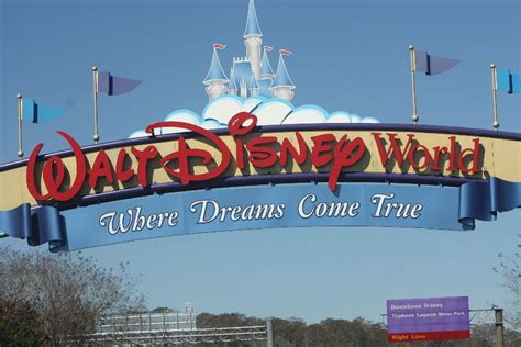 Walt Disney World Where Dreams Come True Orlando Florida Beth J18