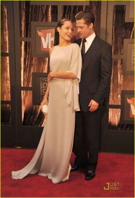 Angelina Jolie Hits 2009 Critics Choice Awards Photo 1639081 Angelina Jolie Brad Pitt