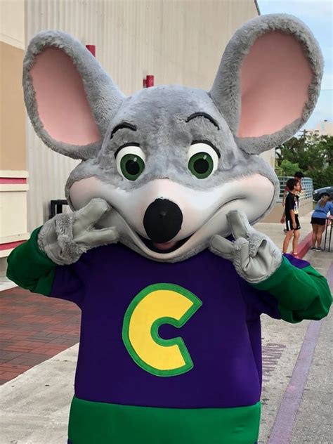 East Side Chuck E Cheese Reopens Doors Tuesday In El Paso