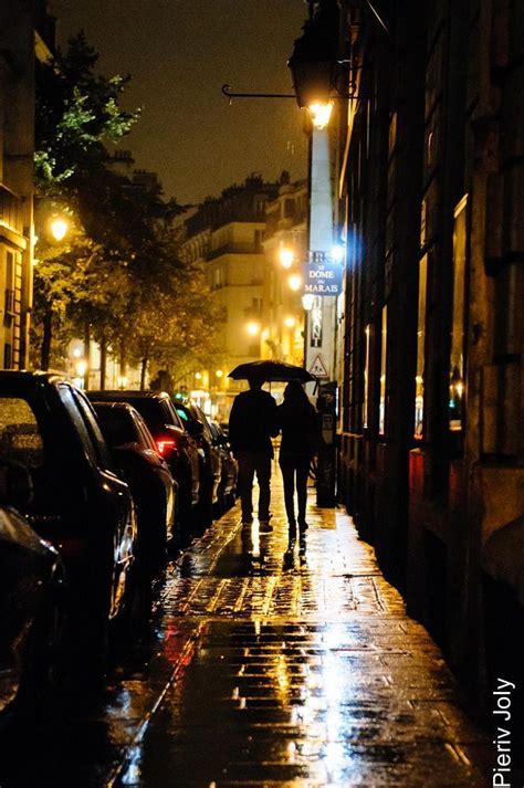 Paris In The Rain By Pieriv Joly On 500px Fotografía Paisaje Urbano