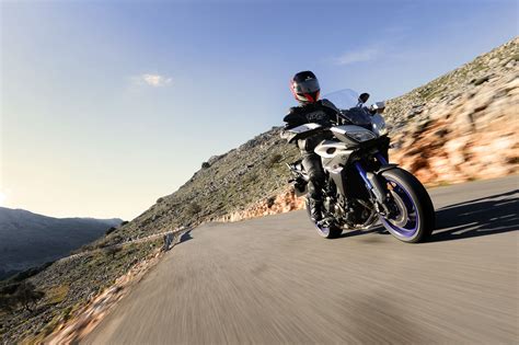 First Ride Yamaha Mt 09 Tracer Review Visordown