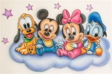 Helemaal In The Cloud Mickey Mouse Drawings Baby Disney