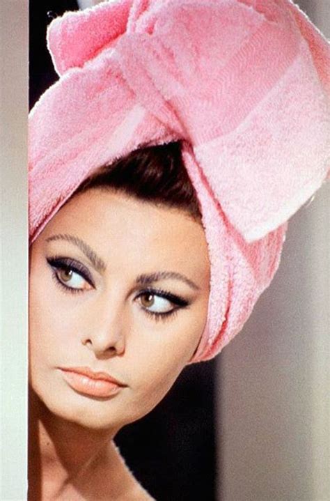 Sophia Loren In Pink Towel Lisa Eldridge Classic Beauty Iconic Women
