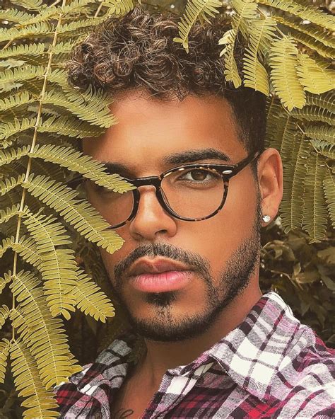 Brandon Lee Cook Mulattolee On Instagram “if Gq Magazine Had A Nerd Section 👌🏽🔥” Mixed Curly