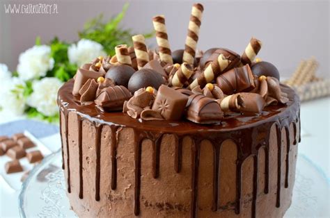 Tort czekoladowy który zachwyci Twoich bliskich idealny na urodziny Torte