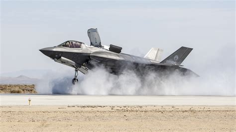 Us F 35 Fighter Jet Poised For Combat Debut Fox 5 San Diego