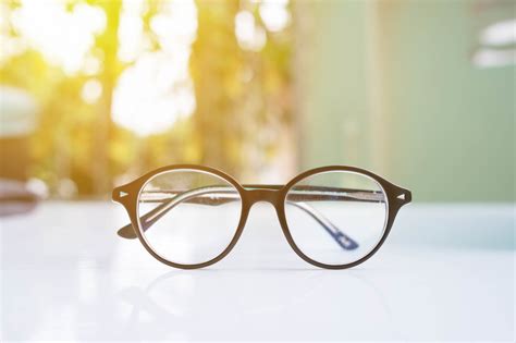 What Are The Effects Of Wearing Wrong Prescription Glasses Isight