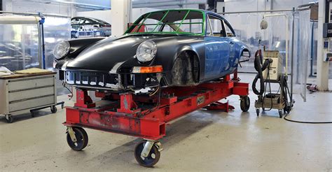 Porsche Reparación Por Accidente Del Porsche 911 E 24 Coupé Año 1973