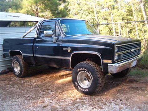 1984 Chevrolet Scottsdale 4x4 Short Bed Pickup4 Speed Manualac Rust