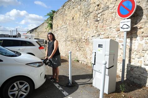 Recharger Sa Voiture électrique Coûtera Plus Cher à Partir Du 10 Août Sur Les Bornes De Sde03