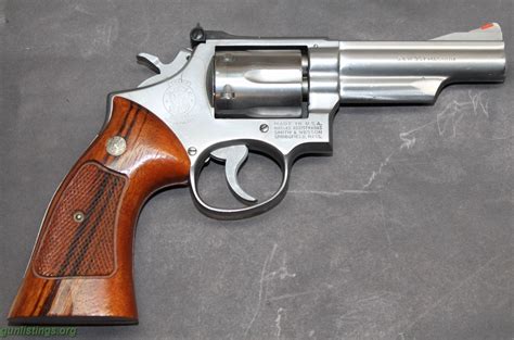 Pistols Smith And Wesson Model 66 357 Magnum