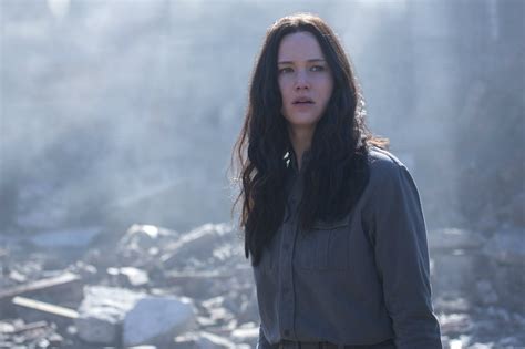 8 Ways Mockingjay Part 1 Proves Katniss Loves Peeta