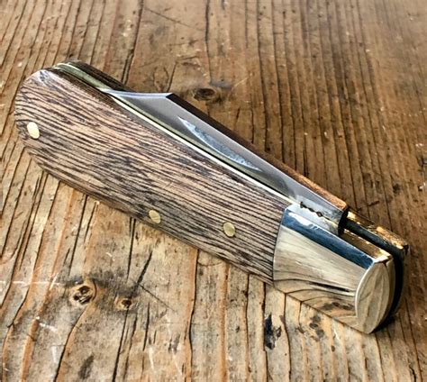 A Wright And Son England Traditional Barlow Knife With Rosewood Scales
