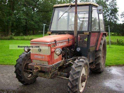 zetor   agricultural tractor photo  specs