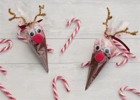 How To Make Reindeer Hot Chocolate Cones