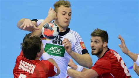 Alle sender zeiten modus & spielplan. Live im TV: Handball-EM: Finale Deutschland gegen Spanien ...
