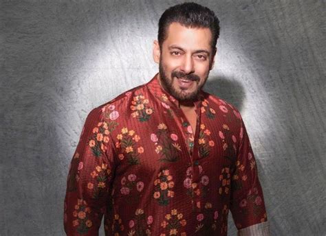 Breaking Salman Khan Issues A Notice For His Fans Ahead Of His Birthday Bollywood News