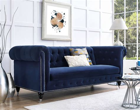 10 Velvet Sofas To Put In Your Living Room Immediately