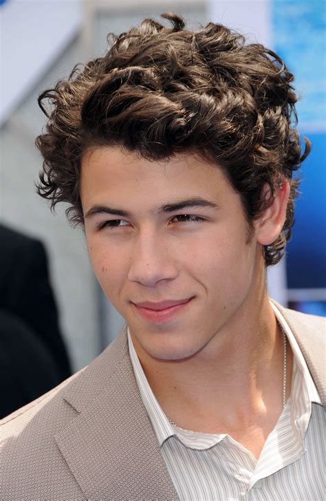 Young Mens Curly Hairstyles 10 Trending Looks You Cant Resist