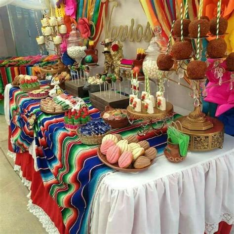 Fiesta Temática Noche Mexicana Decoración Para La Mesa De Postres Sweet Table Mexican Party