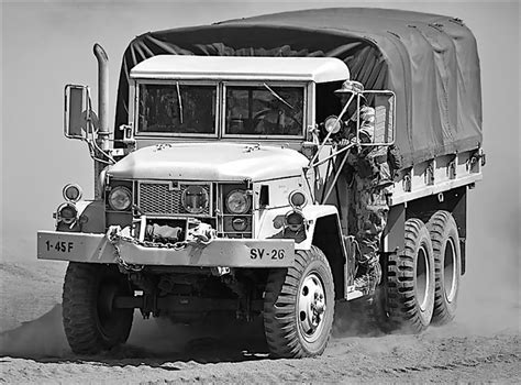 Dubbing A Deuce The Reo M35 Military Tradervehicles