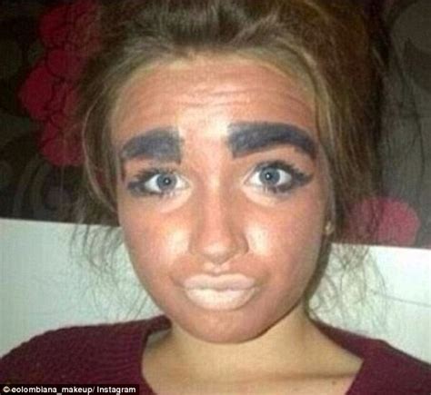 Instagram Accounts Reveal The Worst Eyebrow Fails Ever Daily Mail Online