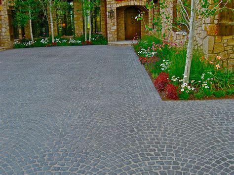 Reclaimed Cobbles Brickline Pavers