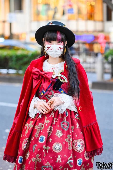 Tokyo Based Lolita Model Rinrin Doll On The Street Tokyo Fashion