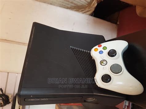 Archive Xbox 360 Chipped With Games And Controllers In Nakawa