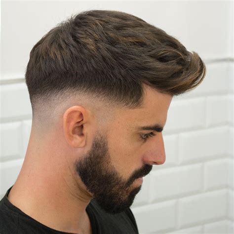 One of the reasons the temple fade haircut has become. Types Of Fade Haircuts (2020 Update)