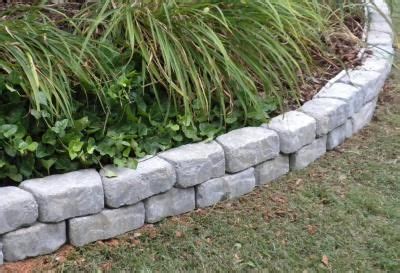 It is possible to build a gabion in your own area, however, very much depends on the degree of complexity of the project. Dry stack | Garden wall, Small retaining wall, Retaining wall blocks