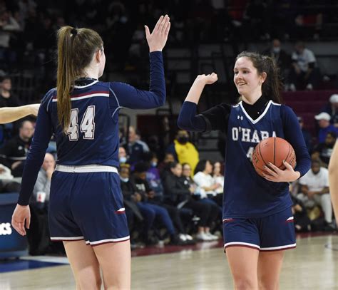 Piaa Class 5a Girls Basketball Welde Was A Protective Brace On Floor When Ohara Needed One