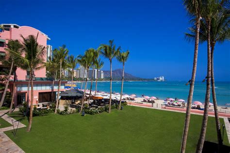 The Royal Hawaiian A Luxury Collection Resort In Waikiki