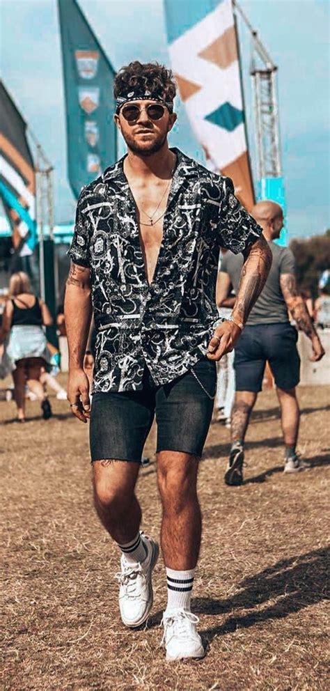 Step Up Your Bandana Style Game This Summer Season Festival Outfits