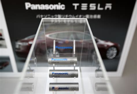 パナソニック：テスラの中国工場向け電池、米国から供給へ－報道 Bloomberg