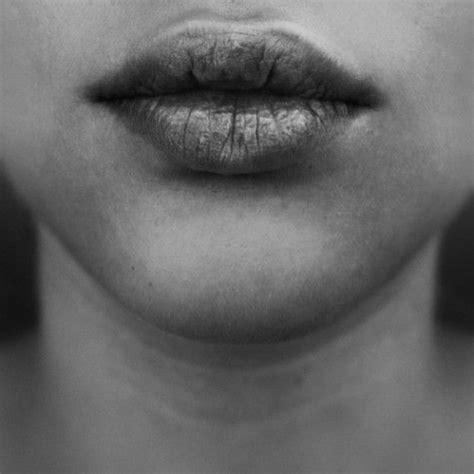 Pin By Esther Kiras On Lips Donde Nacen Las Sonrisas Mouth Photography Body Photography
