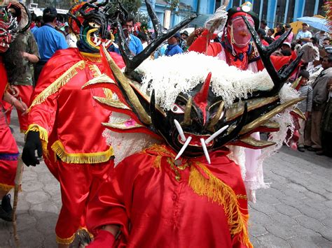 Tradiciones Del Ecuador