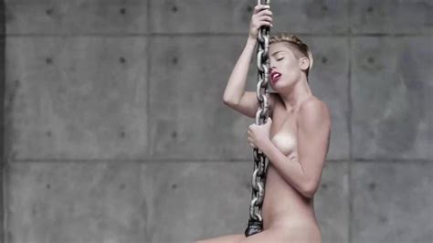 Uncensored Wrecking Ball Miley Cyrus Nude Best Porno Site Gallery