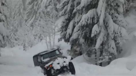 Jeep Wrangler In Deep Snow Pacific Northwest Cascades Of