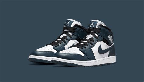 La Air Jordan 1 Mid Dark Teal Sortira Cet Automne Le Site De La Sneaker