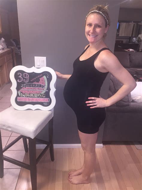 Week 39 Belly Pics — The Overwhelmed Mommy Blog