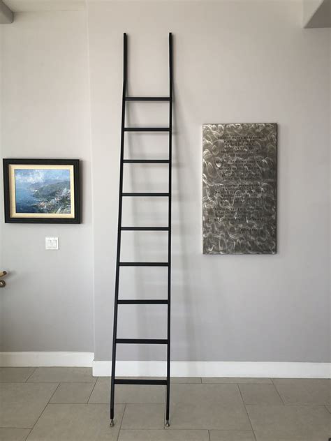 HL.502 Portable Leaning Ladder | SpecialtyDoors.com