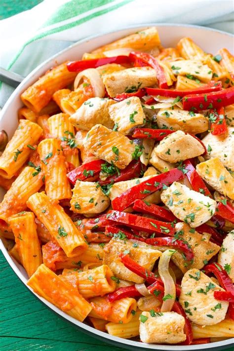 Finger foods, small plates, and tasty treats will go over best with your party guests. Chicken Riggies (Spicy Chicken Rigatoni) - Dinner at the Zoo