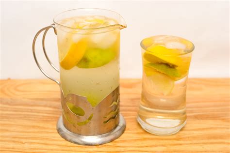2 Easy Ways To Make Lemon Or Lime Water With Pictures
