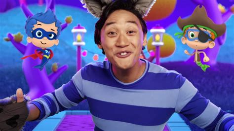 On Blues Clues And You Josh And Blue Skidoo Into The Halloween Party